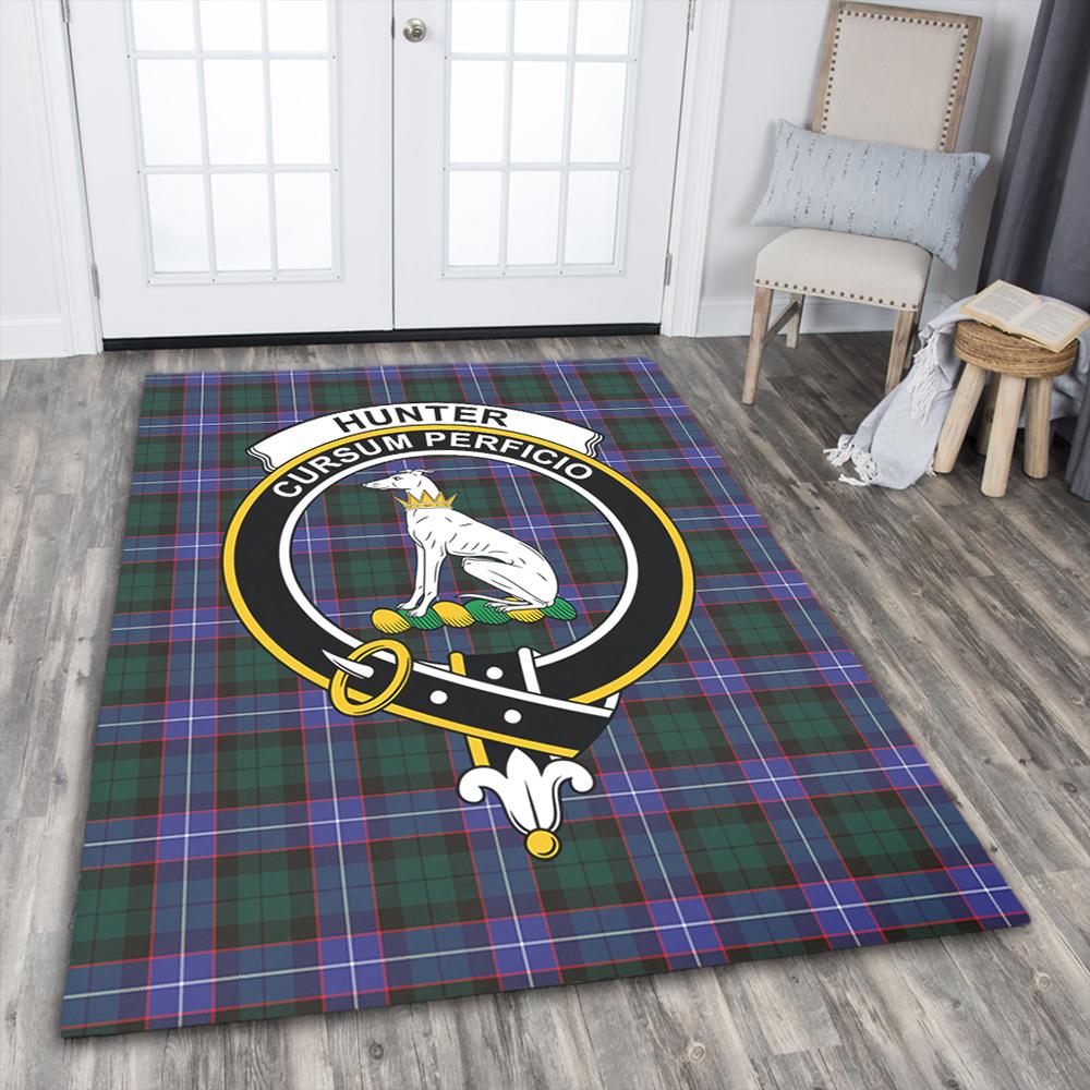 Hunter Modern Tartan Crest Area Rug