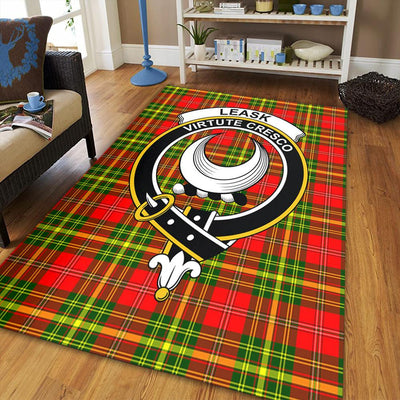 Clan Leask Tartan Crest Rug – Scottish Highland Carpet for Living Room, Celtic Home Decor & Scotland Gift