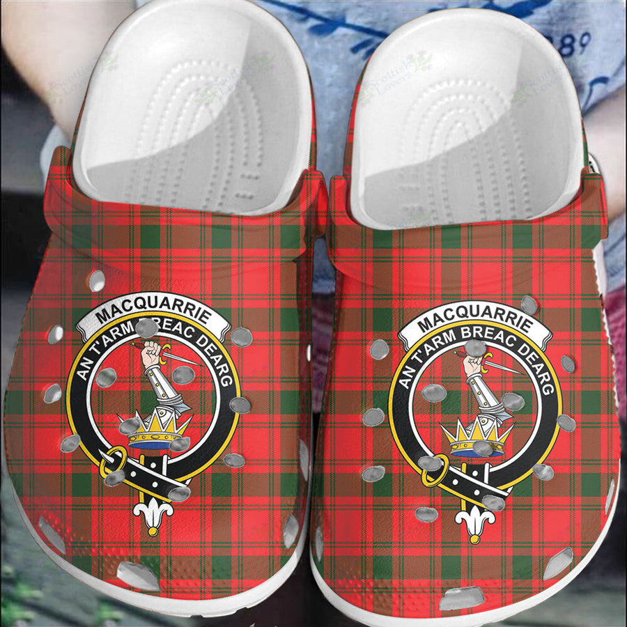 Clan MacQuarrie Modern Tartan Crest Clogs Classic