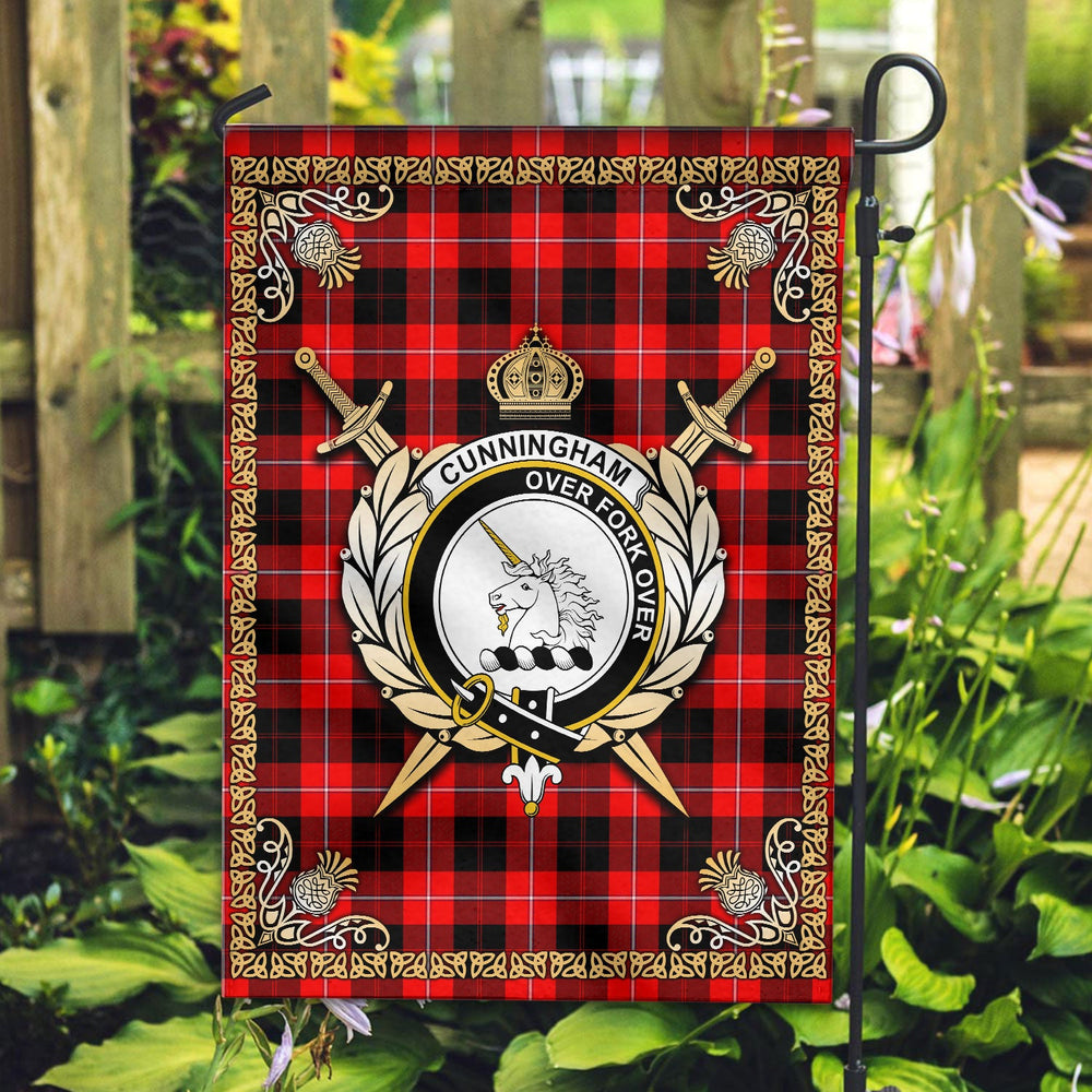 Clan Cunningham Modern Tartan Crest Garden Flag - Celtic Thistle LB35 Clan Cunningham Tartan Today