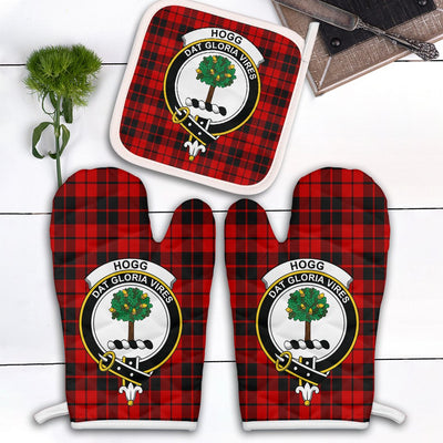 Clan Hogg Tartan Crest Oven Mitt And Pot Holder (2 Oven Mitts + 1 Pot Holder) PE52