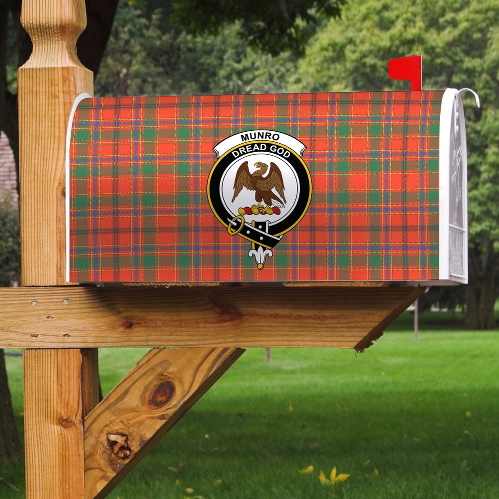 Clan Munro Ancient Tartan Crest Mailbox DE65 Clan Munro Tartan Today