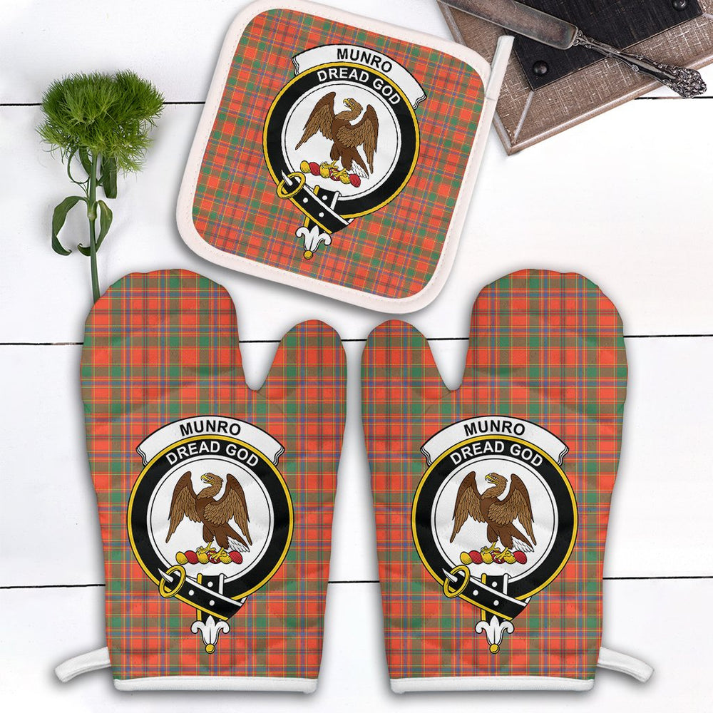 Clan Munro Ancient Tartan Crest Oven Mitt And Pot Holder (2 Oven Mitts + 1 Pot Holder) BM32 Clan Munro Tartan Today