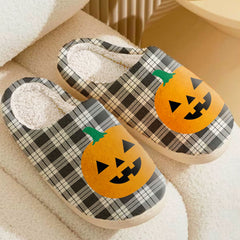 Clan MacFarlane Black & White Ancient Tartan Halloween Pumpkin Slippers, Fluffy Spooky Slippers BQ73 MacFarlane Black & White Ancient Tartan Tartan Halloween
