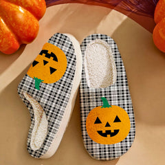 Clan Scott Black & White Modern Tartan Halloween Pumpkin Slippers, Fluffy Spooky Slippers DE50 Clan Scott (Scott Tartan) Tartan Halloween