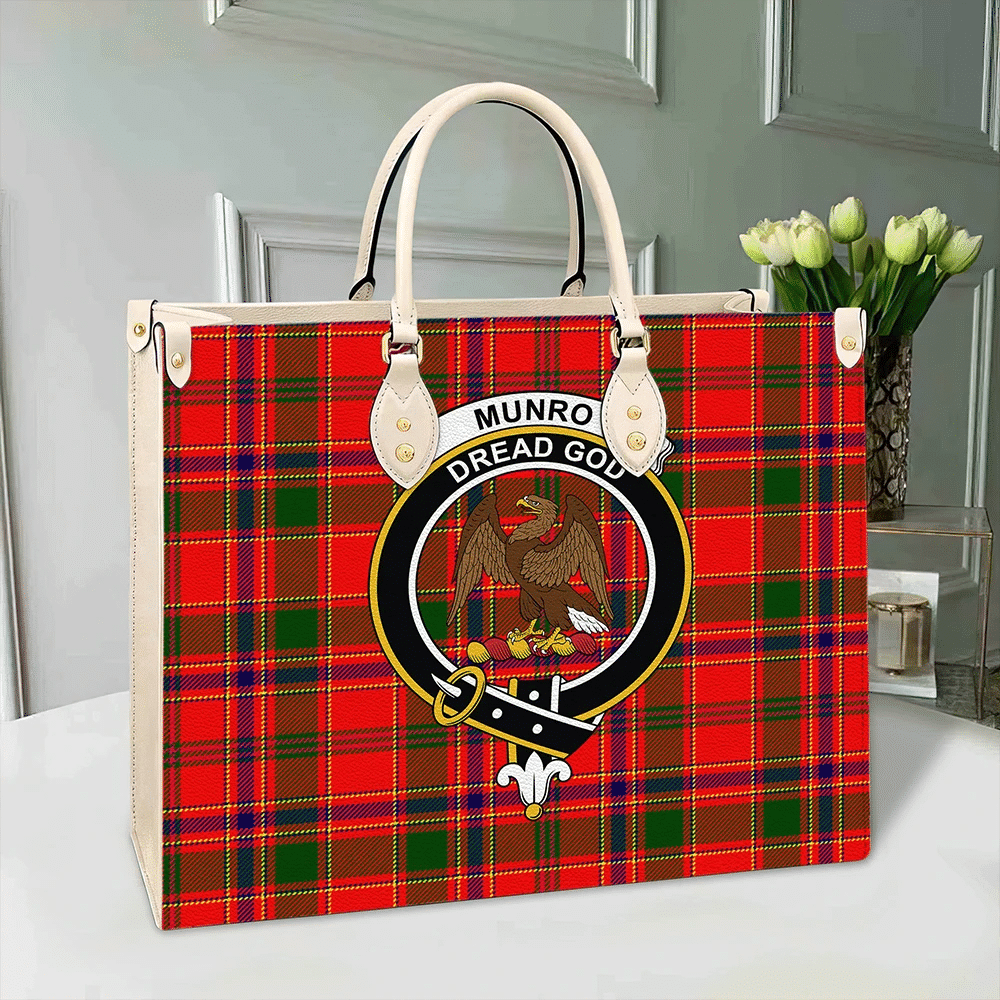 Clan Munro Modern Tartan Crest Leather Bag AX72 Clan Munro Tartan Today   