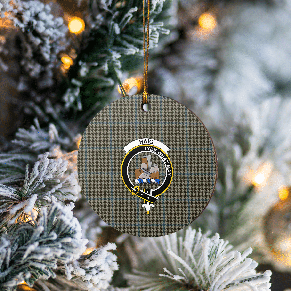 Clan Haig Check Tartan Crest Round Ceramic Ornament EY69 Haig Check Tartan Tartan Christmas   