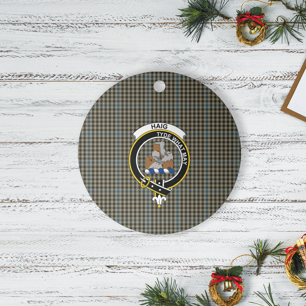 Clan Haig Check Tartan Crest Round Ceramic Ornament EY69 Haig Check Tartan Tartan Christmas   