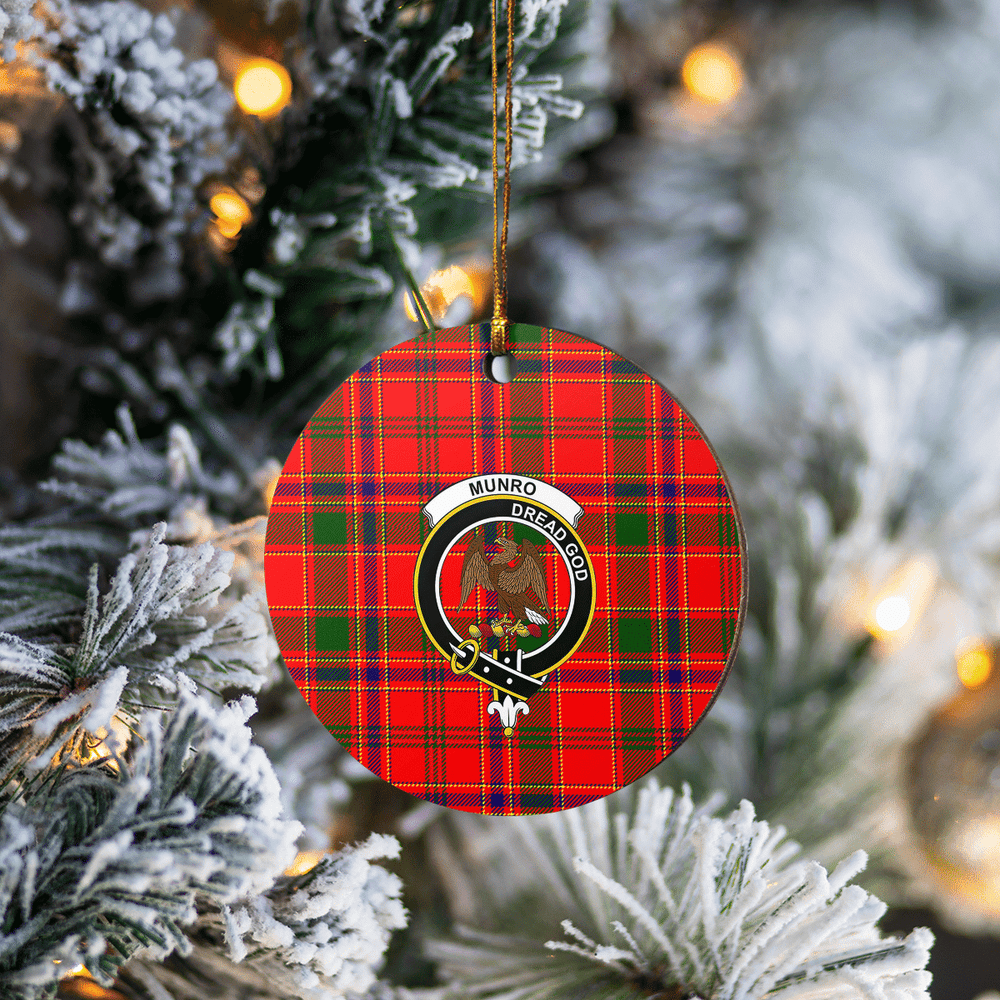 Clan Munro Modern Tartan Crest Round Ceramic Ornament EC33 Munro Modern Tartan Tartan Christmas   