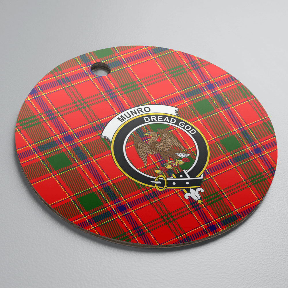 Clan Munro Modern Tartan Crest Round Ceramic Ornament EC33 Munro Modern Tartan Tartan Christmas   