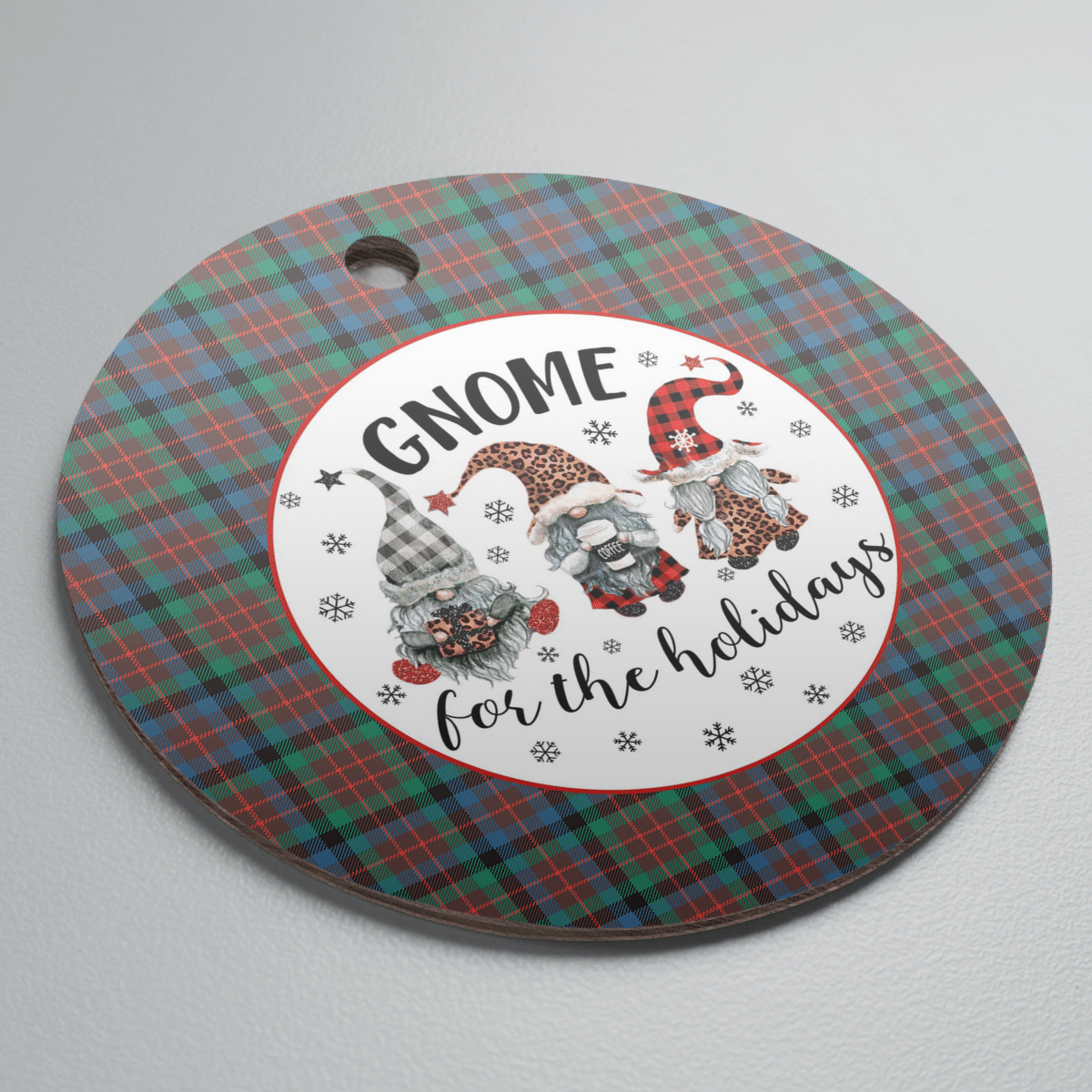 Clan MacDuff Hunting Ancient Tartan Tartan Crest Gnome Round Ceramic Ornament ZJ23 MacDuff Hunting Ancient Tartan Tartan Christmas   