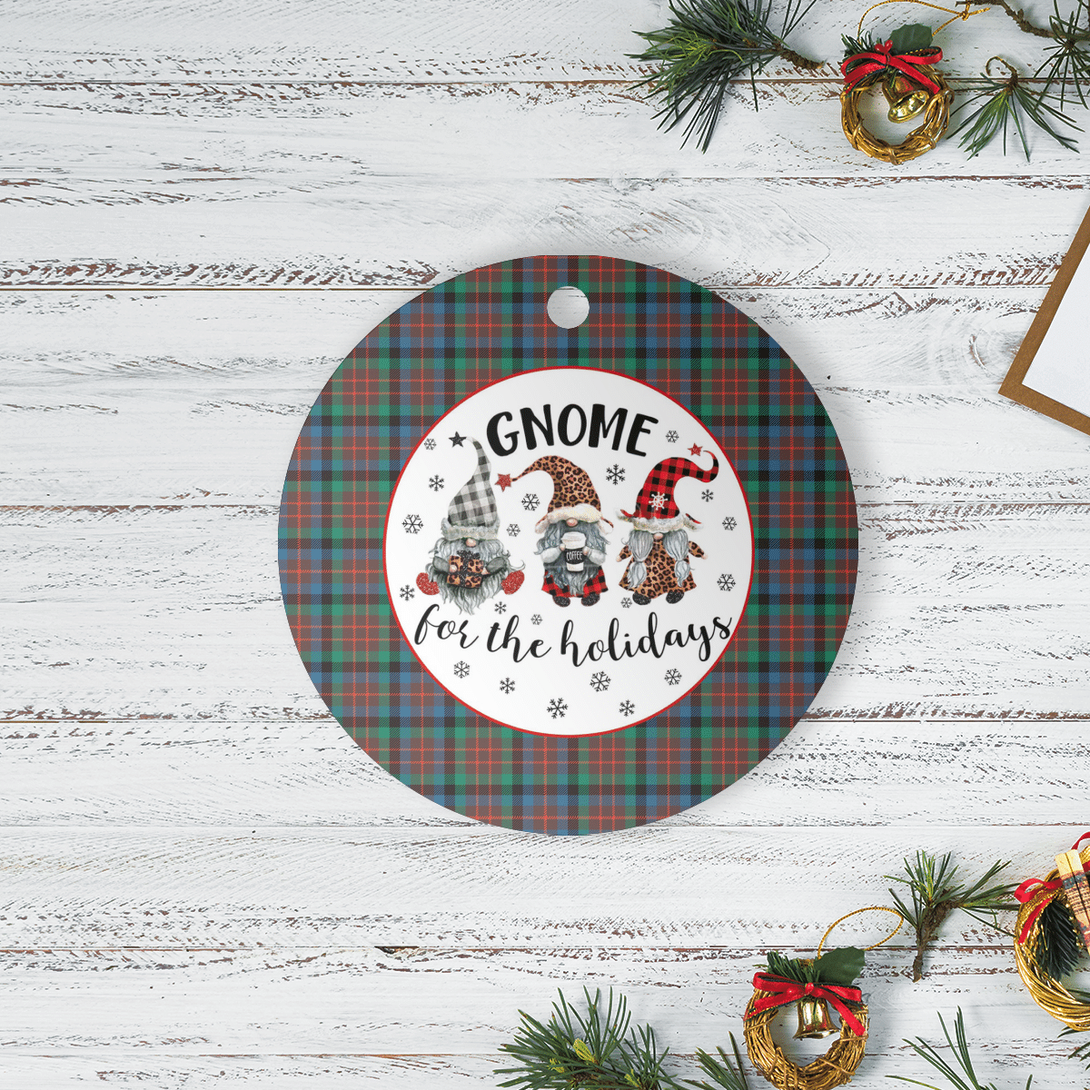 Clan MacDuff Hunting Ancient Tartan Tartan Crest Gnome Round Ceramic Ornament ZJ23 MacDuff Hunting Ancient Tartan Tartan Christmas   