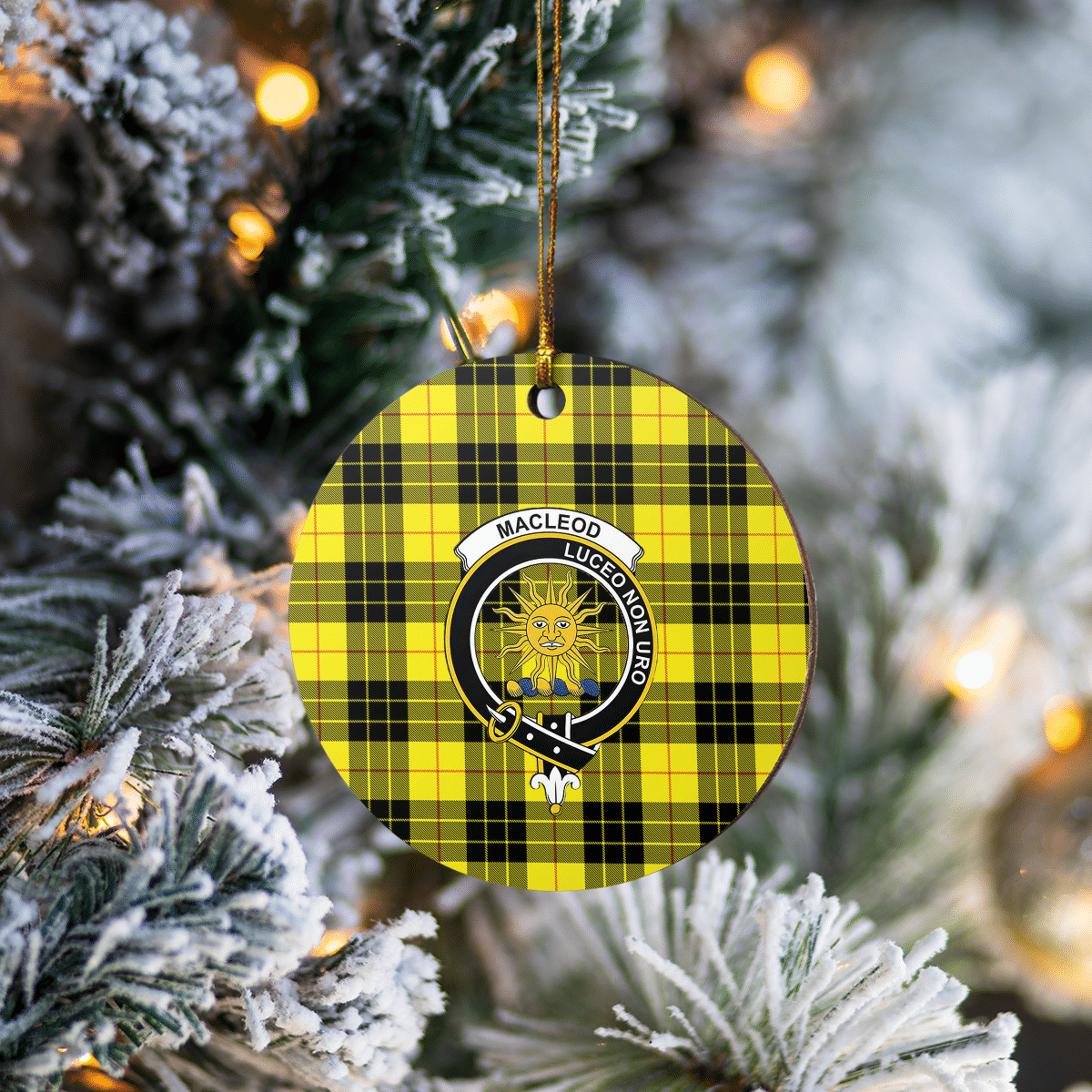 Clan MacLeod of Lewis Modern Tartan Crest Round Ceramic Ornament XJ99 MacLeod of Lewis Modern Tartan Tartan Christmas   