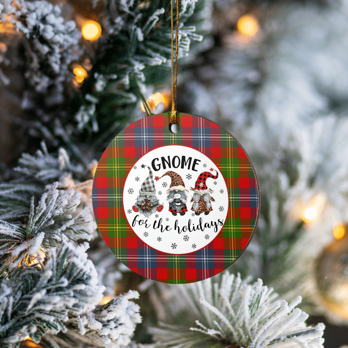 Clan Forrester Tartan Tartan Crest Gnome Round Ceramic Ornament KR57 Forrester Tartan Tartan Christmas   