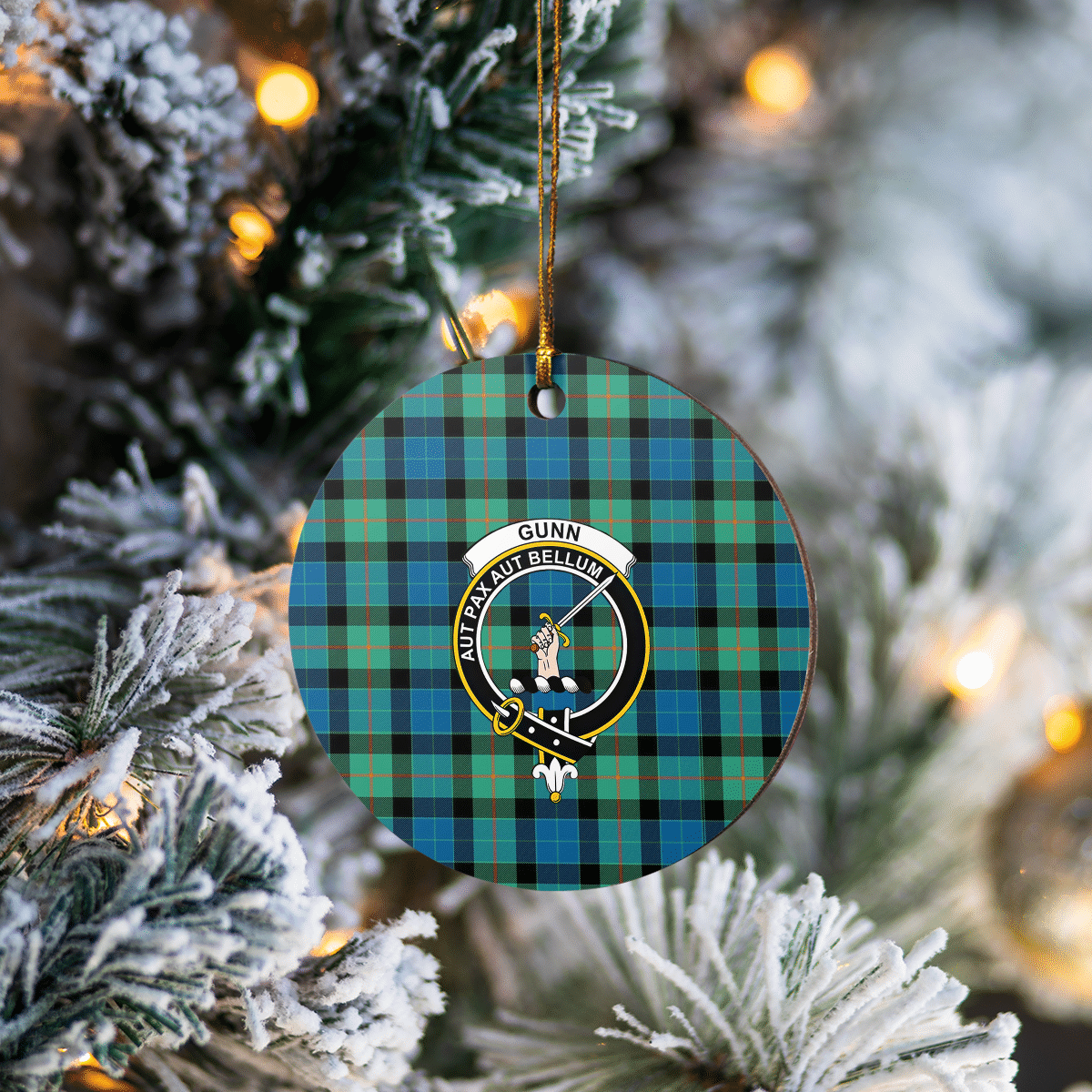 Clan Gunn Ancient Tartan Crest Round Ceramic Ornament WT85 Gunn Ancient Tartan Tartan Christmas   