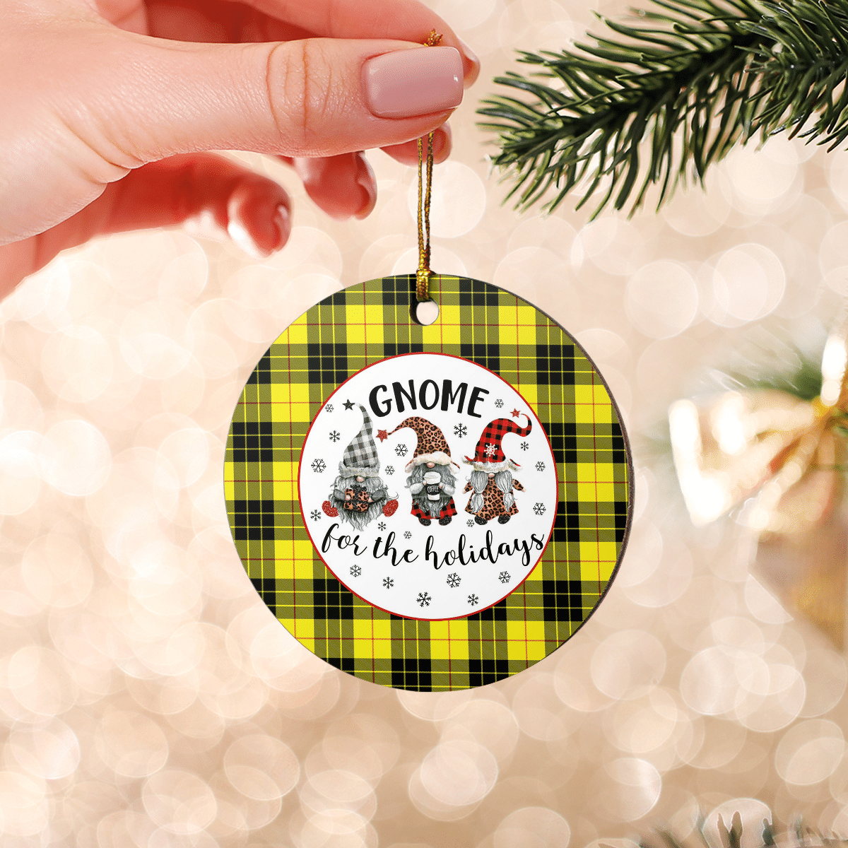 Clan MacLeod of Lewis Modern Tartan Tartan Crest Gnome Round Ceramic Ornament CJ91 MacLeod of Lewis Modern Tartan Tartan Christmas   
