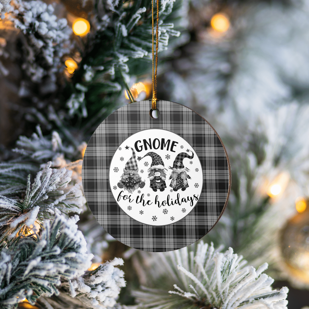 Clan Glen Tartan Tartan Crest Gnome Round Ceramic Ornament CR64 Glen Tartan Tartan Christmas   