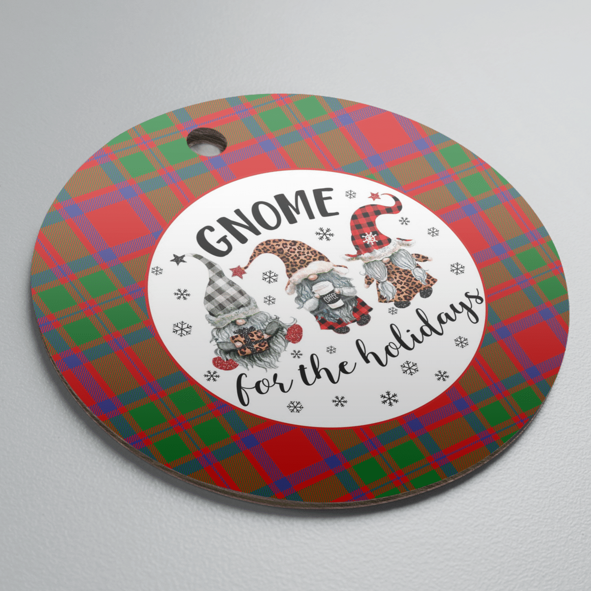 Clan MacKintosh Modern Tartan Tartan Crest Gnome Round Ceramic Ornament KV42 MacKintosh Modern Tartan Tartan Christmas   