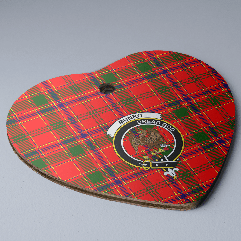 Clan Munro Modern Tartan Crest Heart Ceramic Ornament AI71 Munro Modern Tartan Tartan Christmas   