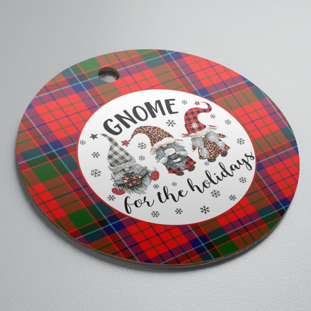 Clan Nicolson Modern Tartan Tartan Crest Gnome Round Ceramic Ornament IA58 Nicolson Modern Tartan Tartan Christmas   