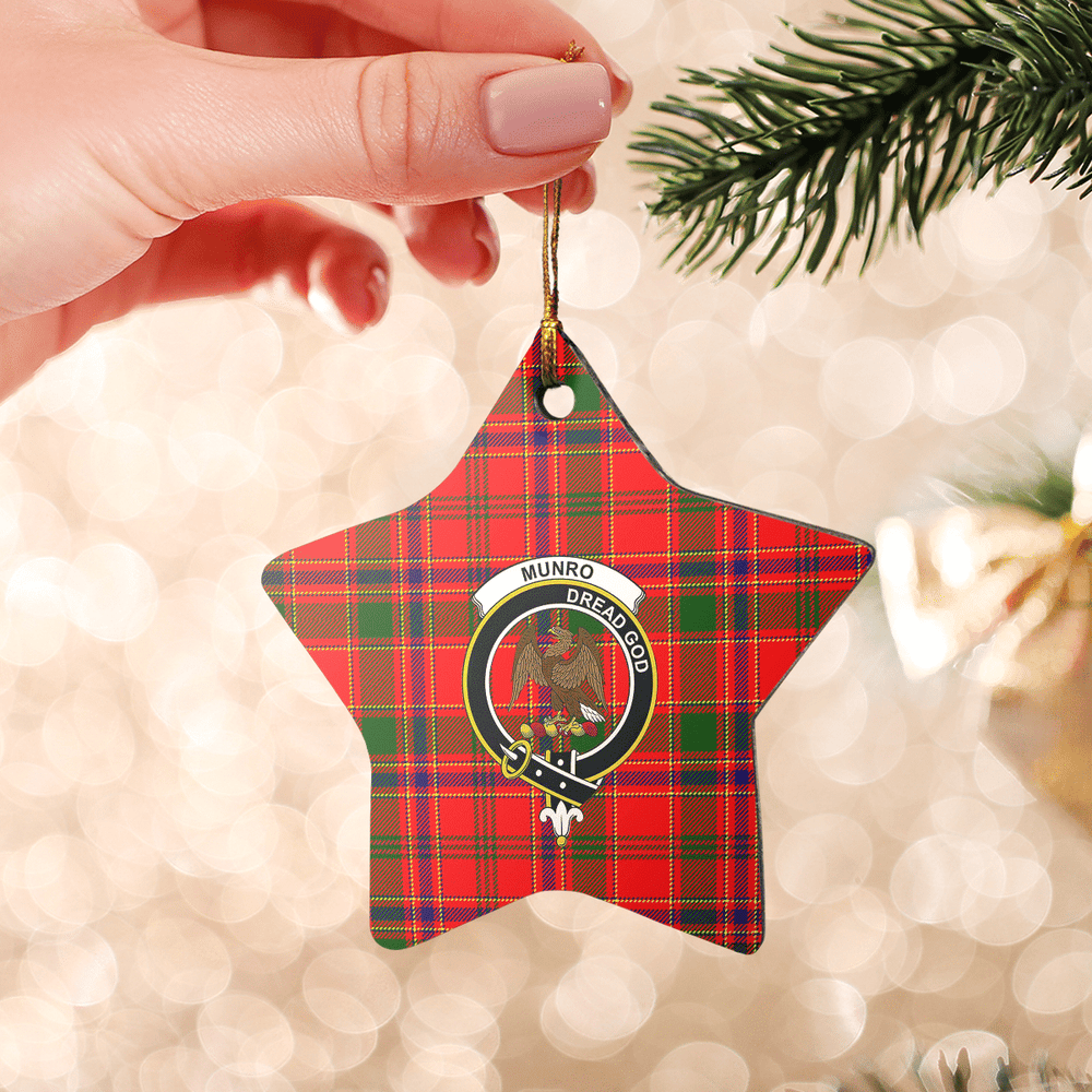 Clan Munro Modern Tartan Crest Star Ceramic Ornament VW79 Munro Modern Tartan Tartan Christmas   
