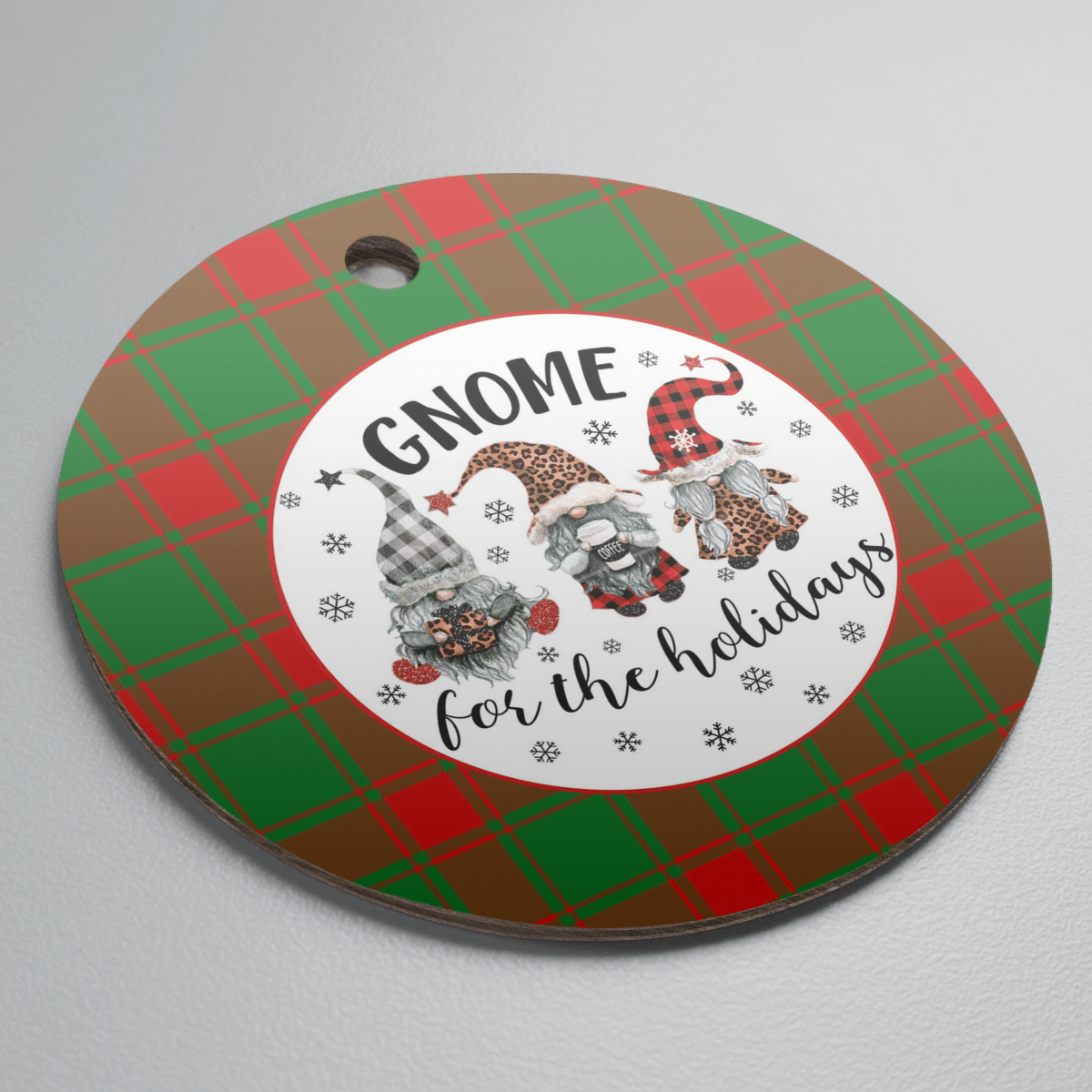 Clan Middleton Modern Tartan Tartan Crest Gnome Round Ceramic Ornament HK73 Middleton Modern Tartan Tartan Christmas   