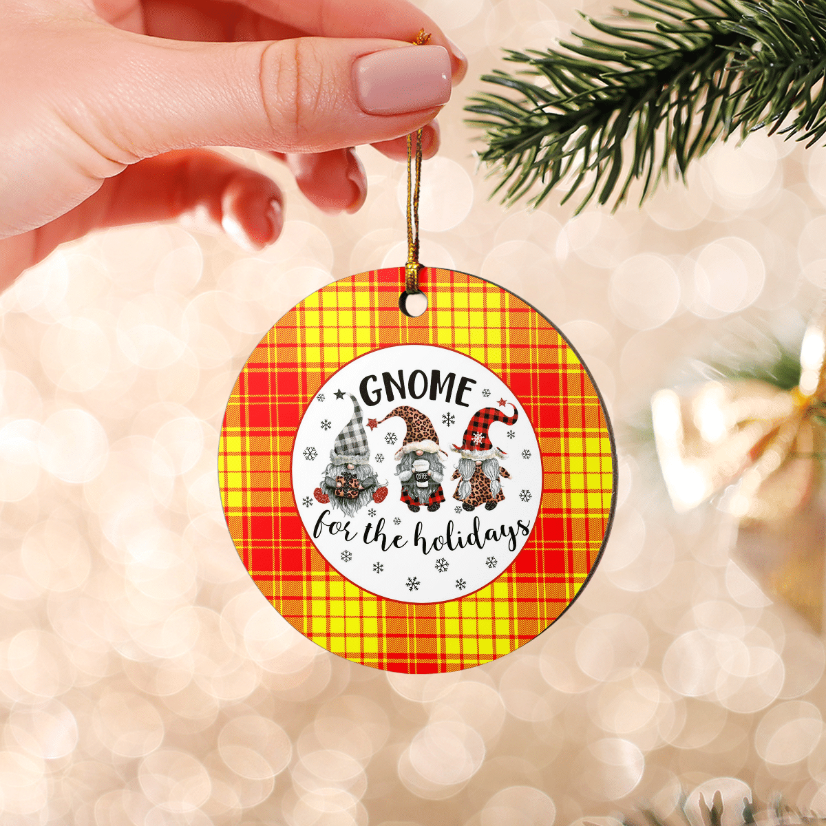 Clan MacMillan Tartan Tartan Crest Gnome Round Ceramic Ornament IE59 MacMillan Tartan Tartan Christmas   