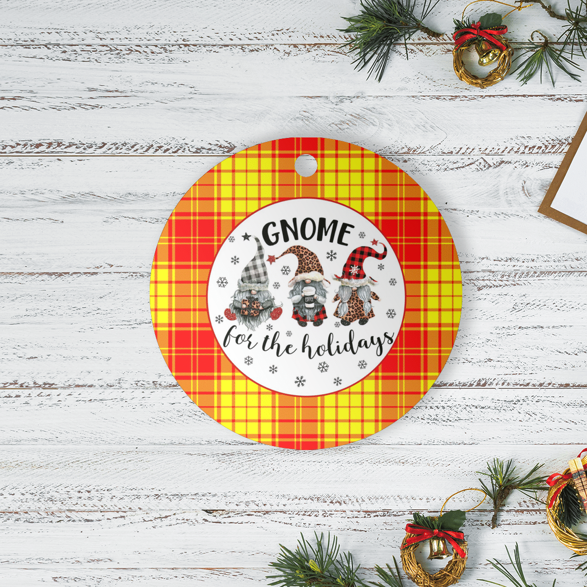 Clan MacMillan Tartan Tartan Crest Gnome Round Ceramic Ornament IE59 MacMillan Tartan Tartan Christmas   