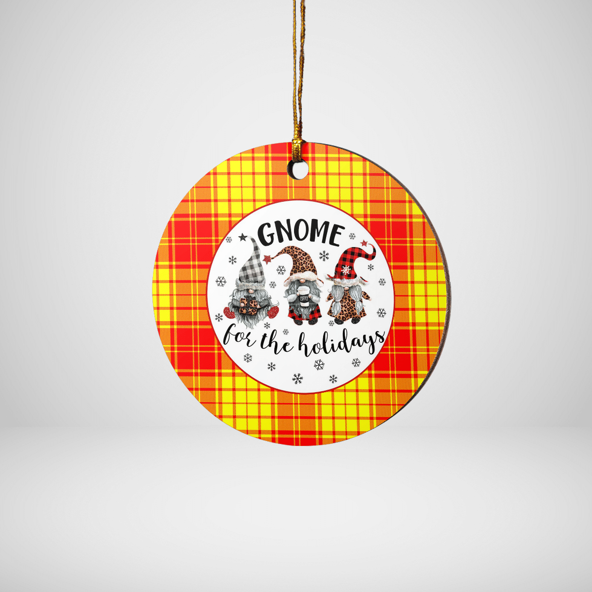 Clan MacMillan Tartan Tartan Crest Gnome Round Ceramic Ornament IE59 MacMillan Tartan Tartan Christmas   