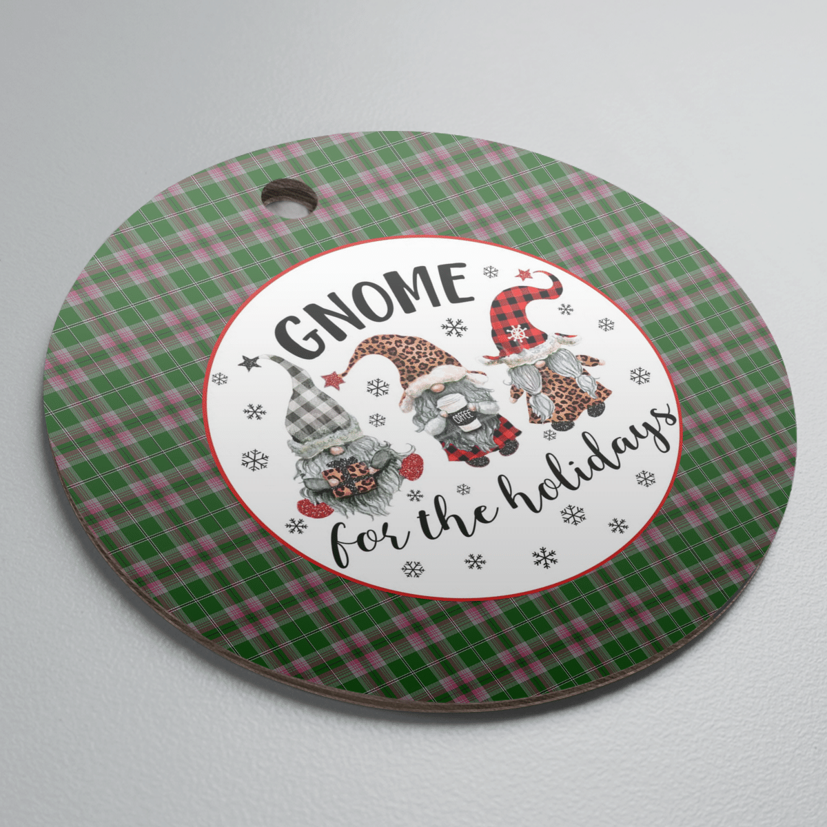 Clan Gray Hunting Tartan Tartan Crest Gnome Round Ceramic Ornament AW43 Gray Hunting Tartan Tartan Christmas   