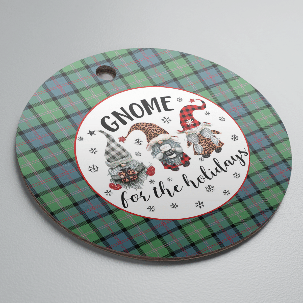 Clan MacThomas Ancient Tartan Tartan Crest Gnome Round Ceramic Ornament GY90 MacThomas Ancient Tartan Tartan Christmas   