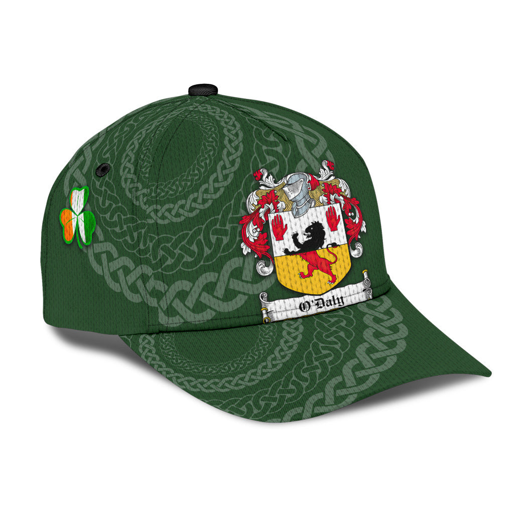 Clan Odaly Coat Of Arms - Irish Family Crest St Patrick's Day Classic CapQG27 Classic Cap - Odaly Coat Of Arms St Patrick's Day Classic Cap Irish Cap   