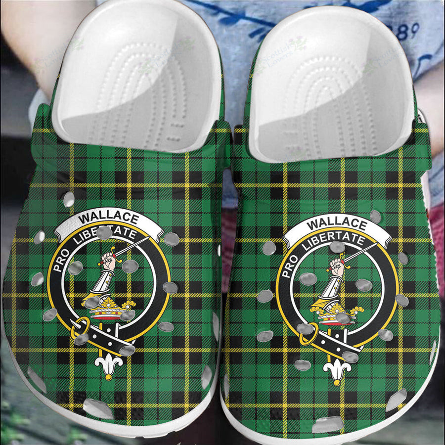 Clan Wallace Hunting - Green Tartan Crest Clogs Classic
