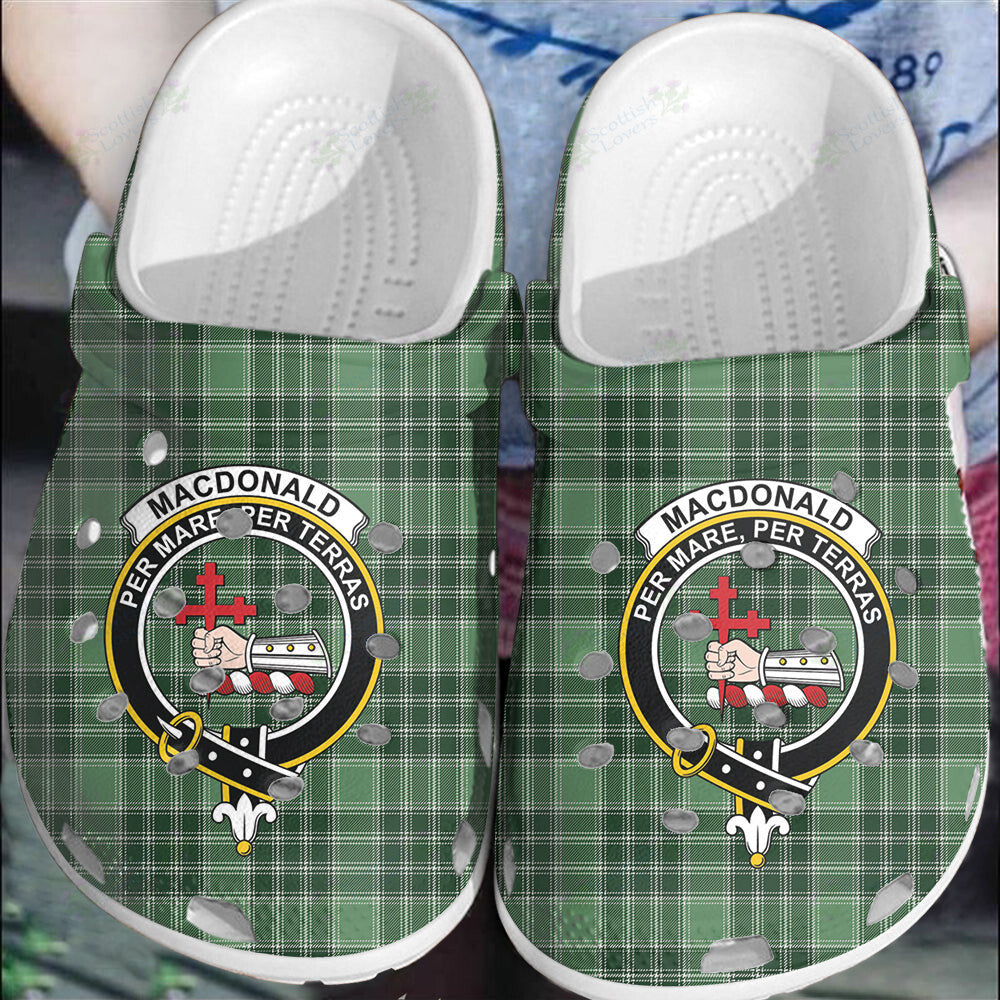 Clan MacDonald Lord of the Isles Hunting Tartan Crest Clogs Classic YR95 MacDonald Lord of the Isles Hunting Tartan Tartan Today   