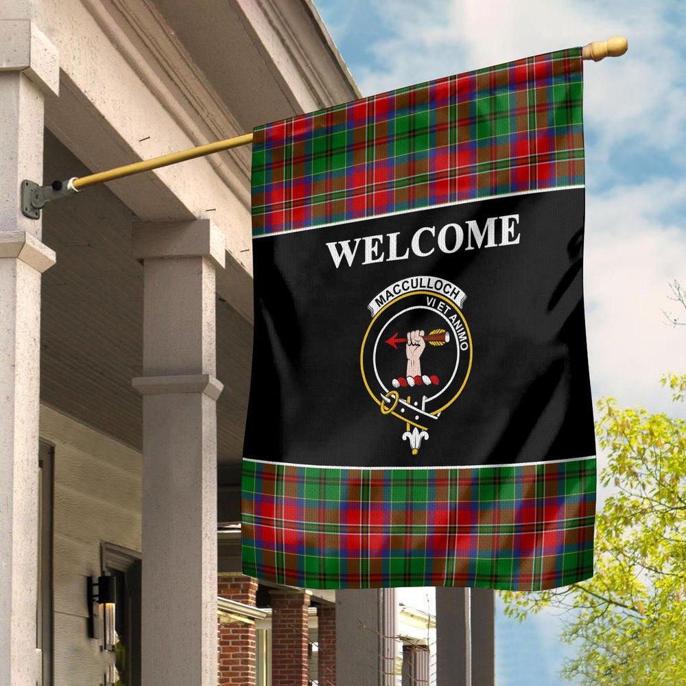 Clan MacCulloch (McCulloch) Tartan Crest Black Garden Flag ZM74 Clan McCulloch Tartan Today   