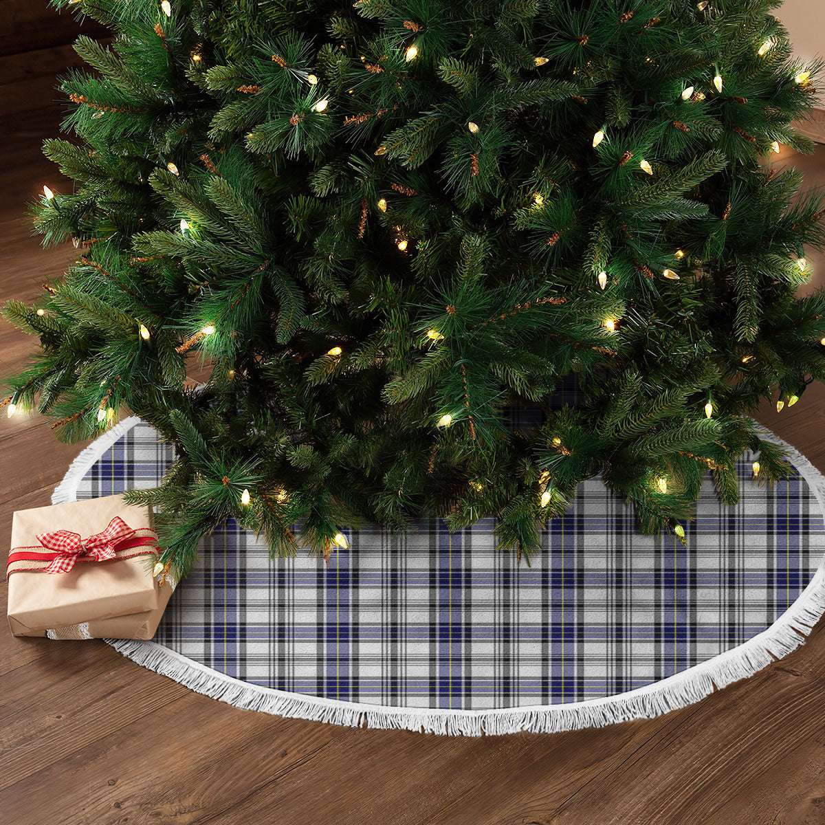 Clan Hannay Modern Tartan Christmas Tree Skirt GH98 Hannay Modern Tartan Tartan Christmas   