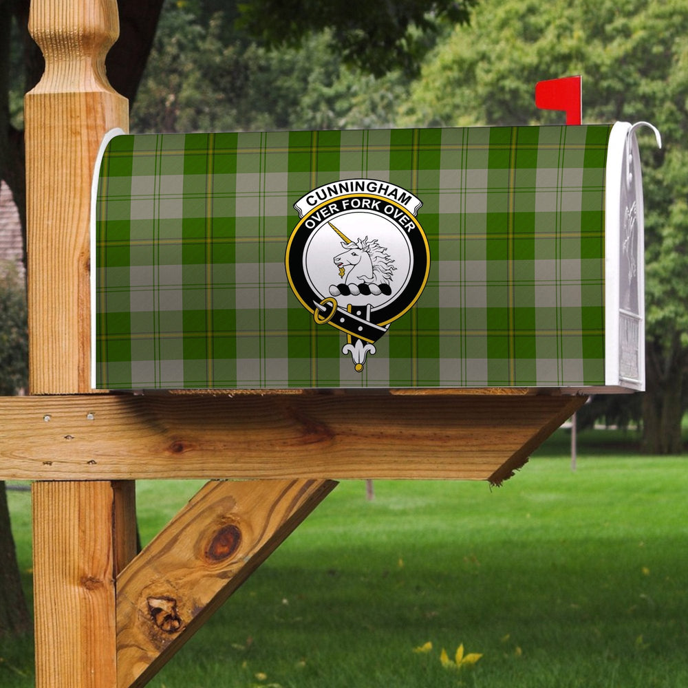 Clan Cunningham Dress Green Dancers Tartan Crest Mailbox GS41 Clan Cunningham Tartan Today   