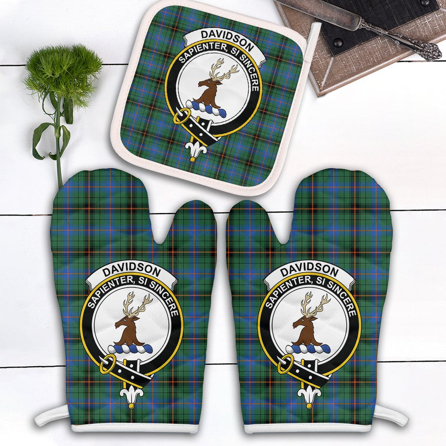 Clan Davidson Ancient Tartan Crest Oven Mitt And Pot Holder (2 Oven Mitts + 1 Pot Holder)