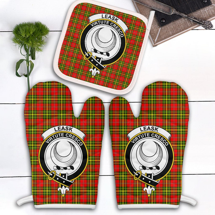 Clan Leask Tartan Crest Oven Mitt And Pot Holder (2 Oven Mitts + 1 Pot Holder)