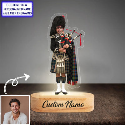 Custom Bagpipe Lyle Tartan LED Night Light - Personalized Scottish Bagpiper Figurine with Wooden Stand WQ87