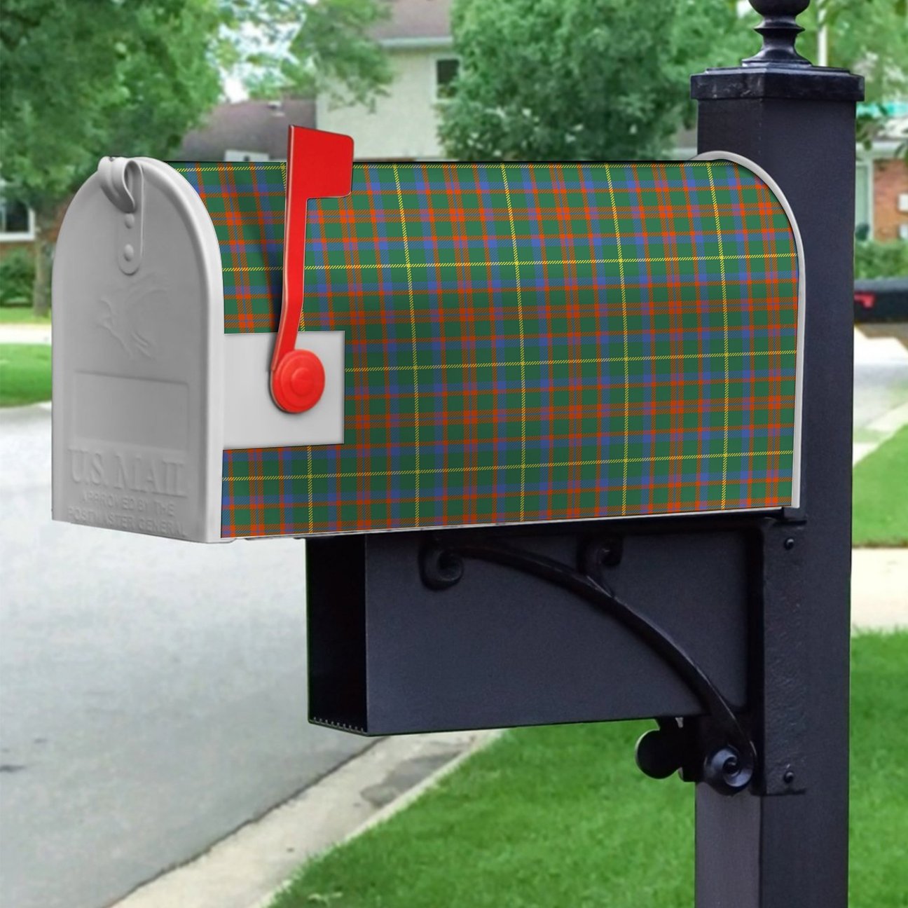 Clan MacKintosh Hunting Ancient Tartan Crest Mailbox LI11 Clan MacKintosh / MacIntosh Tartan Today   