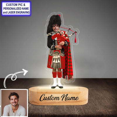 Custom Bagpipe MacNab Modern Tartan LED Night Light - Personalized Scottish Bagpiper Figurine with Wooden Stand