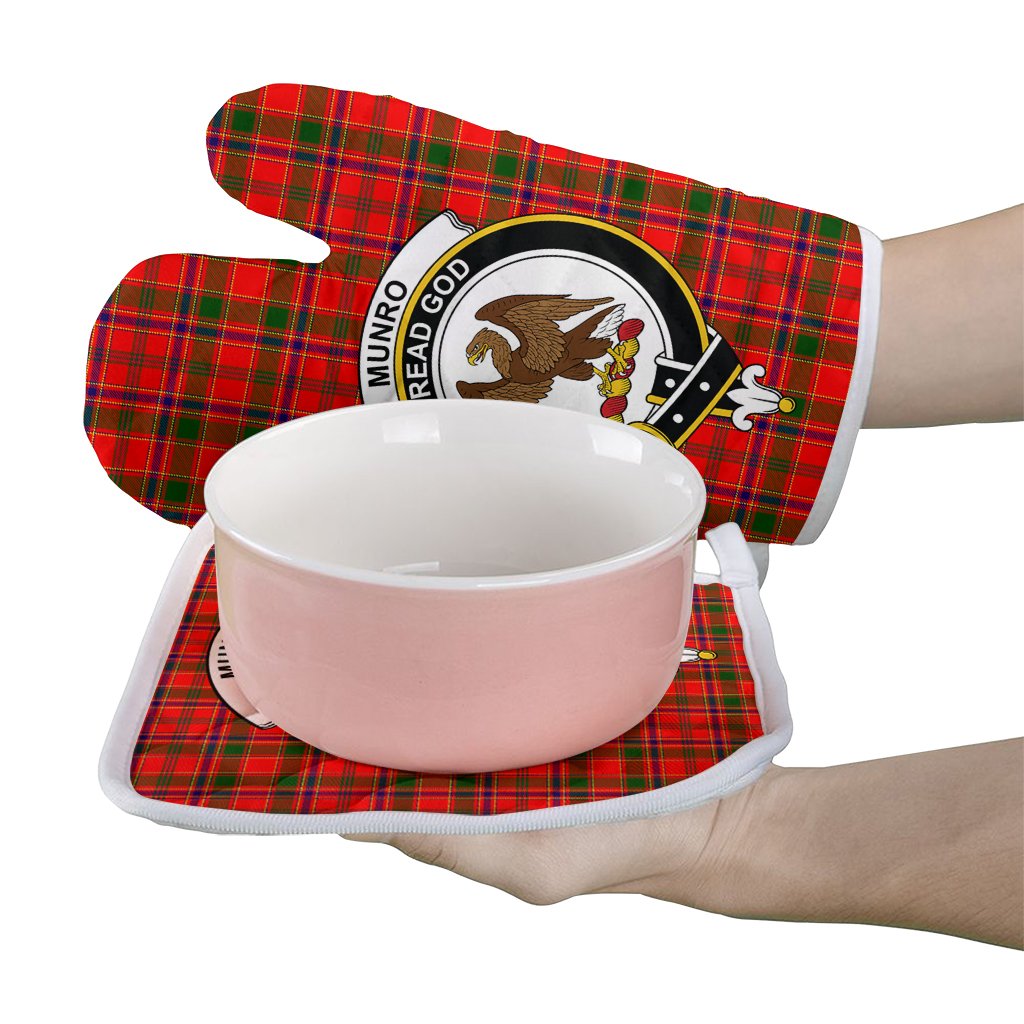 Clan Munro Modern Tartan Crest Oven Mitt And Pot Holder (2 Oven Mitts + 1 Pot Holder) ZR57 Clan Munro Tartan Today   