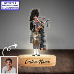 Custom Bagpipe Scott (Sir Walter) Tartan LED Night Light - Personalized Scottish Bagpiper Figurine with Wooden Stand