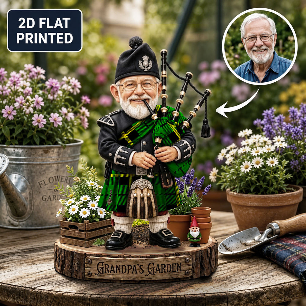 Personalized Wallace Hunting Green Clan Bagpipe Garden Gnome Caricature Plaque Custom Photo, Any Clan Tartan, Wood or Acrylic, Grandpa & Dad Gift, Scottish Highland Garden Decor GU65