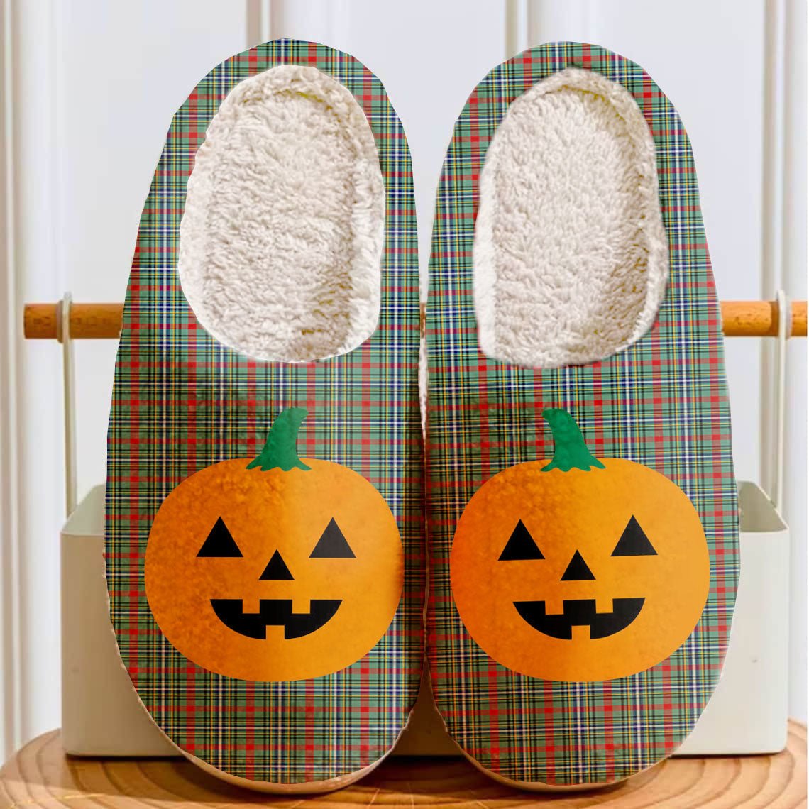 Clan Bisset 2 Tartan Halloween Pumpkin Slippers, Fluffy Spooky Slippers LA84 Bisset 2 Tartan Tartan Halloween   