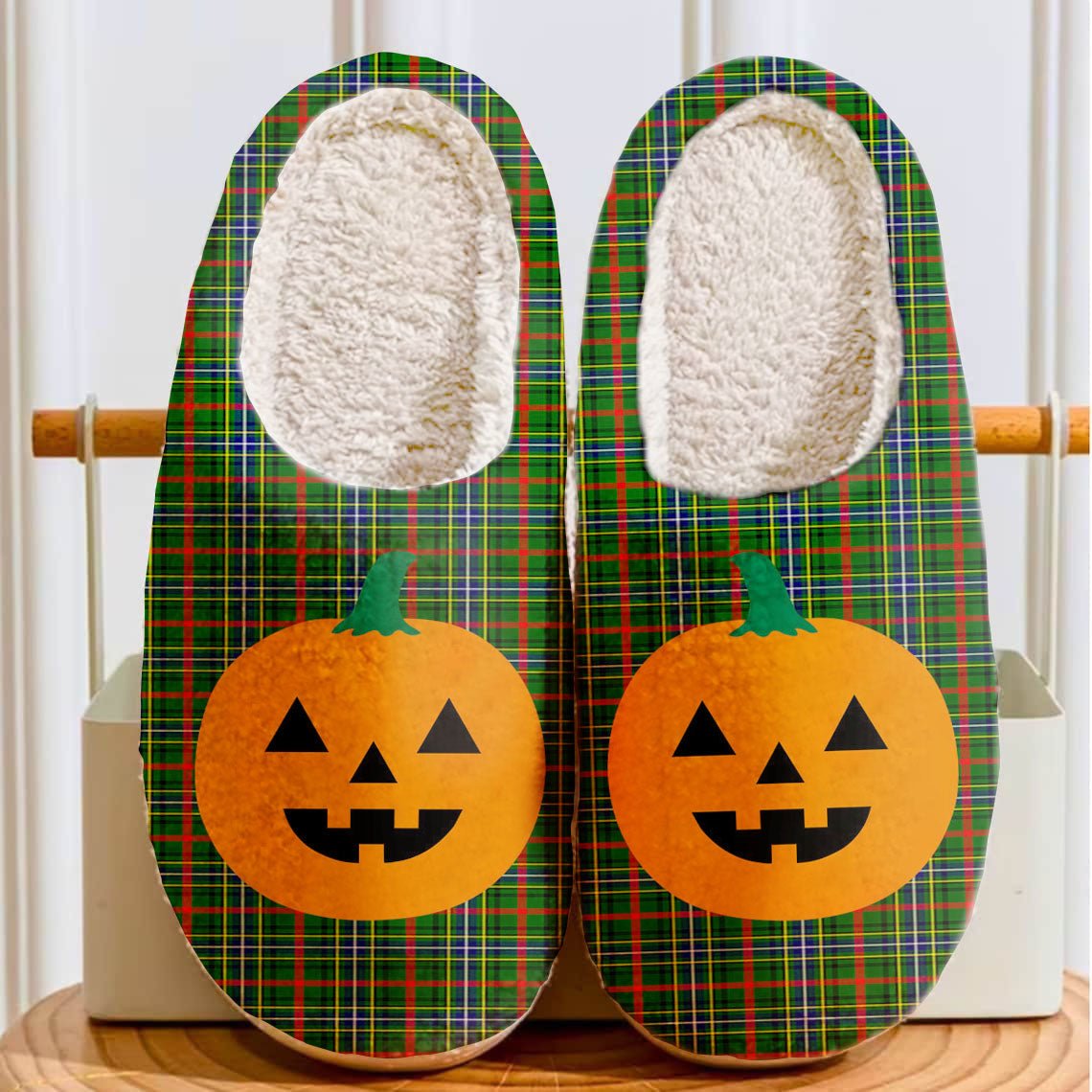 Clan Bisset Tartan Halloween Pumpkin Slippers, Fluffy Spooky Slippers HP36 Bisset Tartan Tartan Halloween   