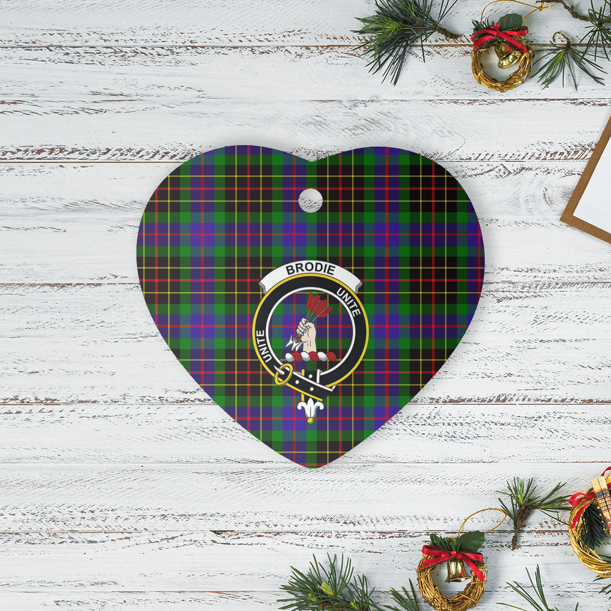 Clan Brodie Hunting Modern Tartan Crest Heart Ceramic Ornament WY49 Brodie Hunting Modern Tartan Tartan Christmas   