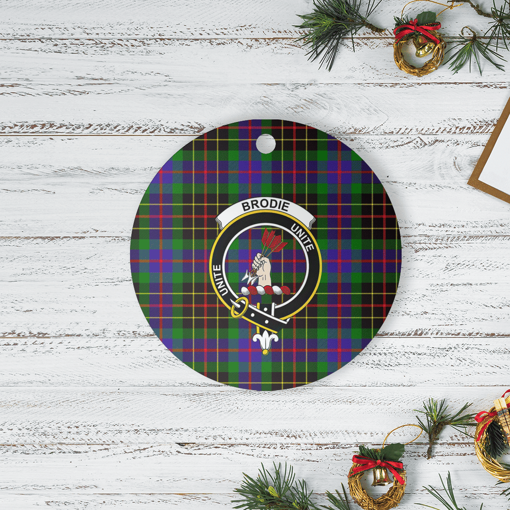 Clan Brodie Hunting Modern Tartan Crest Round Ceramic Ornament LA85 Brodie Hunting Modern Tartan Tartan Christmas   