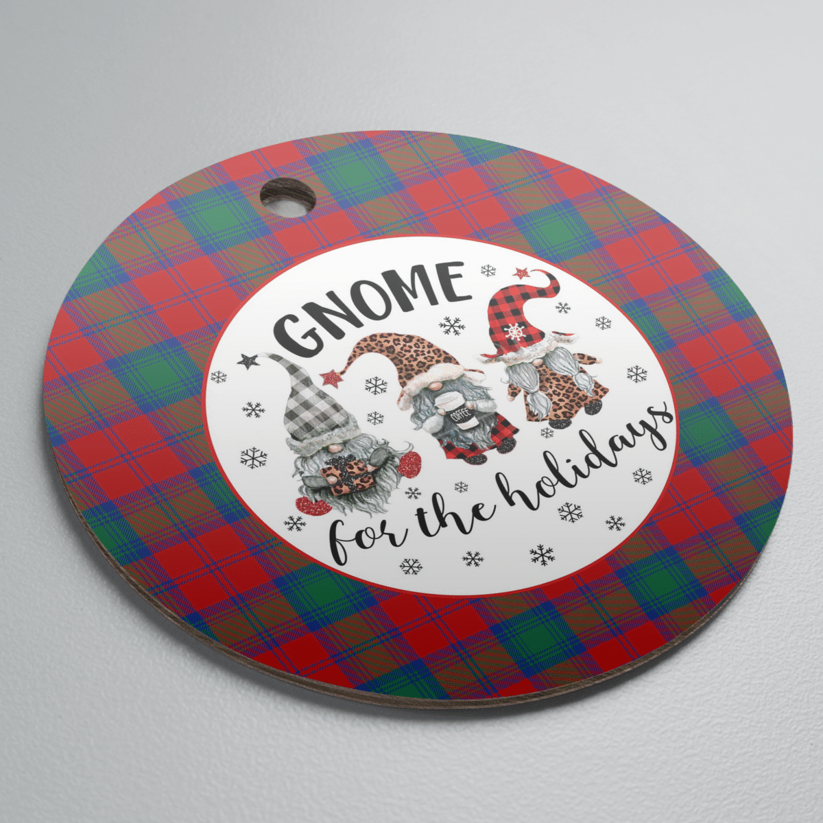 Clan Byres 2 Tartan Gnome Round Ceramic Ornament NY22 Byres 2 Tartan Tartan Christmas   